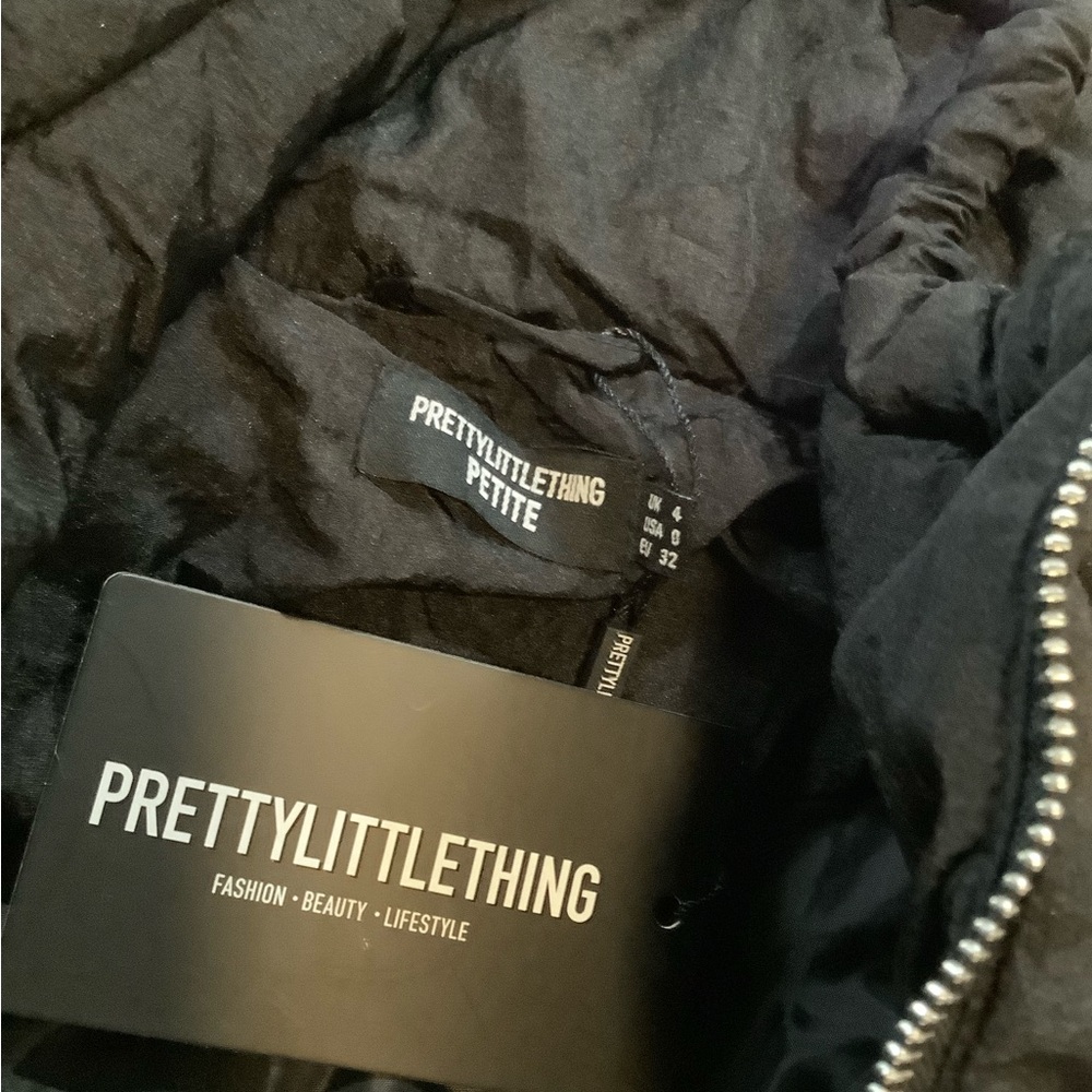 Pretty Little Thing Black Puffer oversized Jacket 4 - Picture 4 of 6